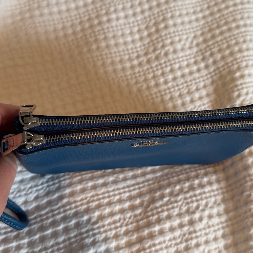 Coach Blue Double Zipper Leather Wristlet - Picture 4 of 7